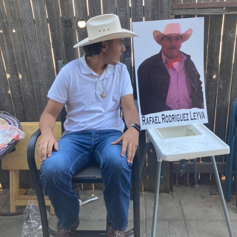 Meet your Posher, Sebastian